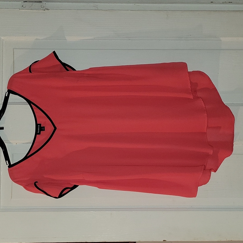 Size 1 (XL) Pink Torrid Blouse